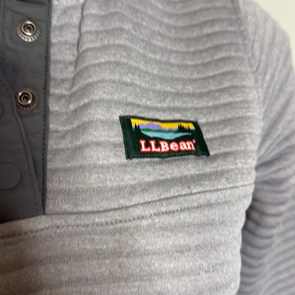 L.L. Bean Airlight Knit Pullover EUC size XS Misses - Picture 3 of 6